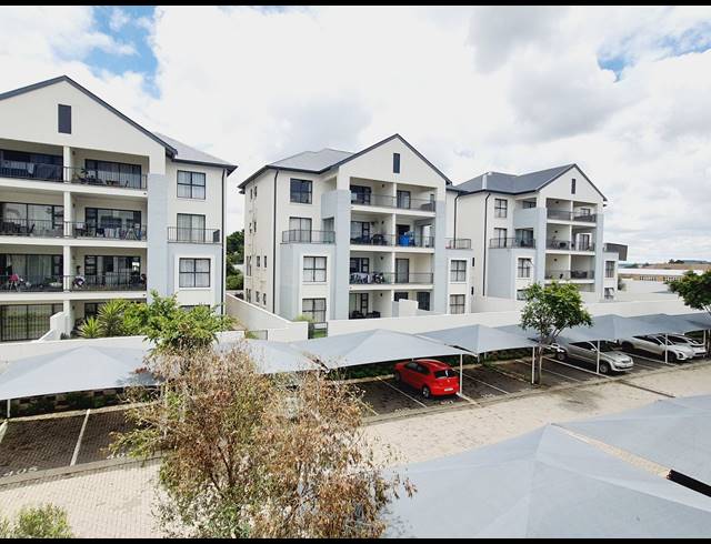 1 BEDROOM APARTMENT FOR SALE IN PETERVALE